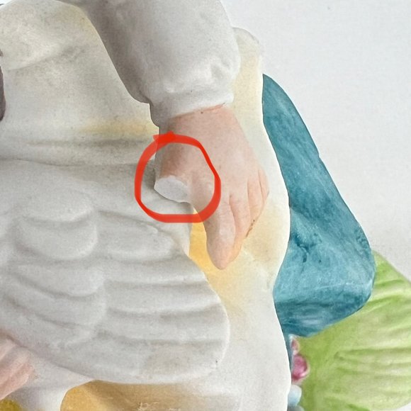 Vintage Porcelain Figurine of Village Girl Lady w/Red Hat Holding Goose 6" - Picture 7 of 10